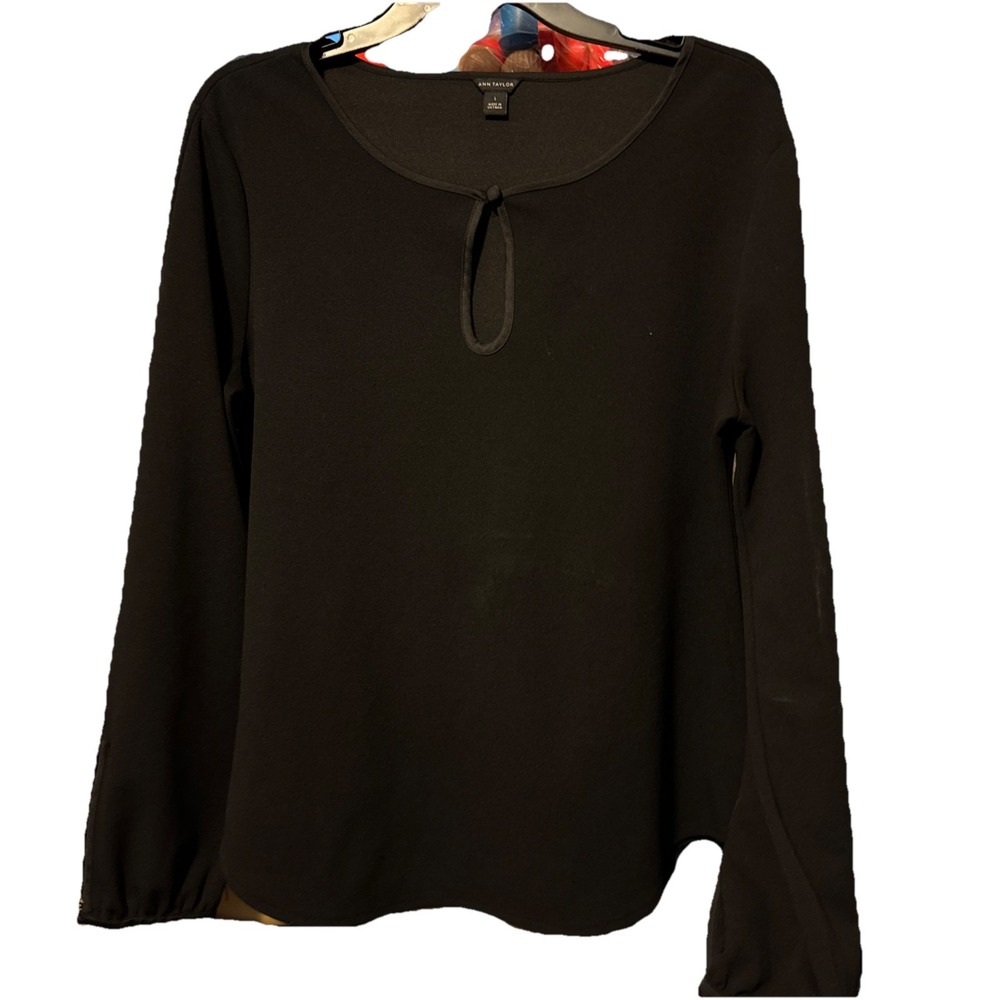 Ann‎ Taylor Womens Black Key Hole Front Long Sleeve Shirt Top Blouse Sz. Large